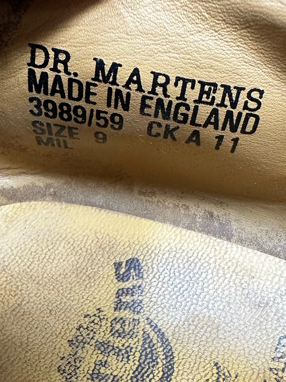 Dr‎ Martens England Brown Leather Brogue Oxford Shoes Size 9 UK, 10 US Men's